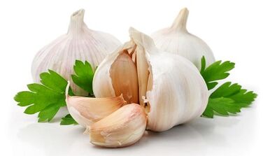 L'utilisation de l'ail contre les parasites dans le foie